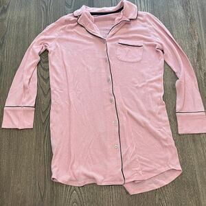 Victoria's Secret Pajama Top Button-Up Long Sleeve Chest Pocket Pink Size XS